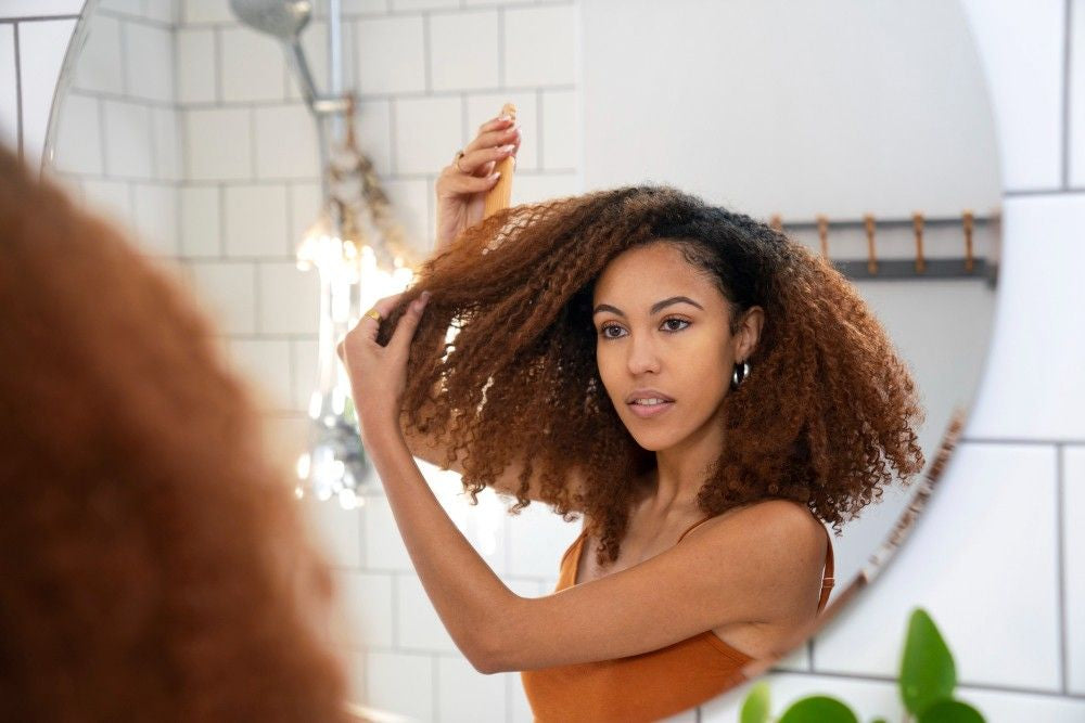 Caring for Curly Hair: Techniques and Products for Defined Curls